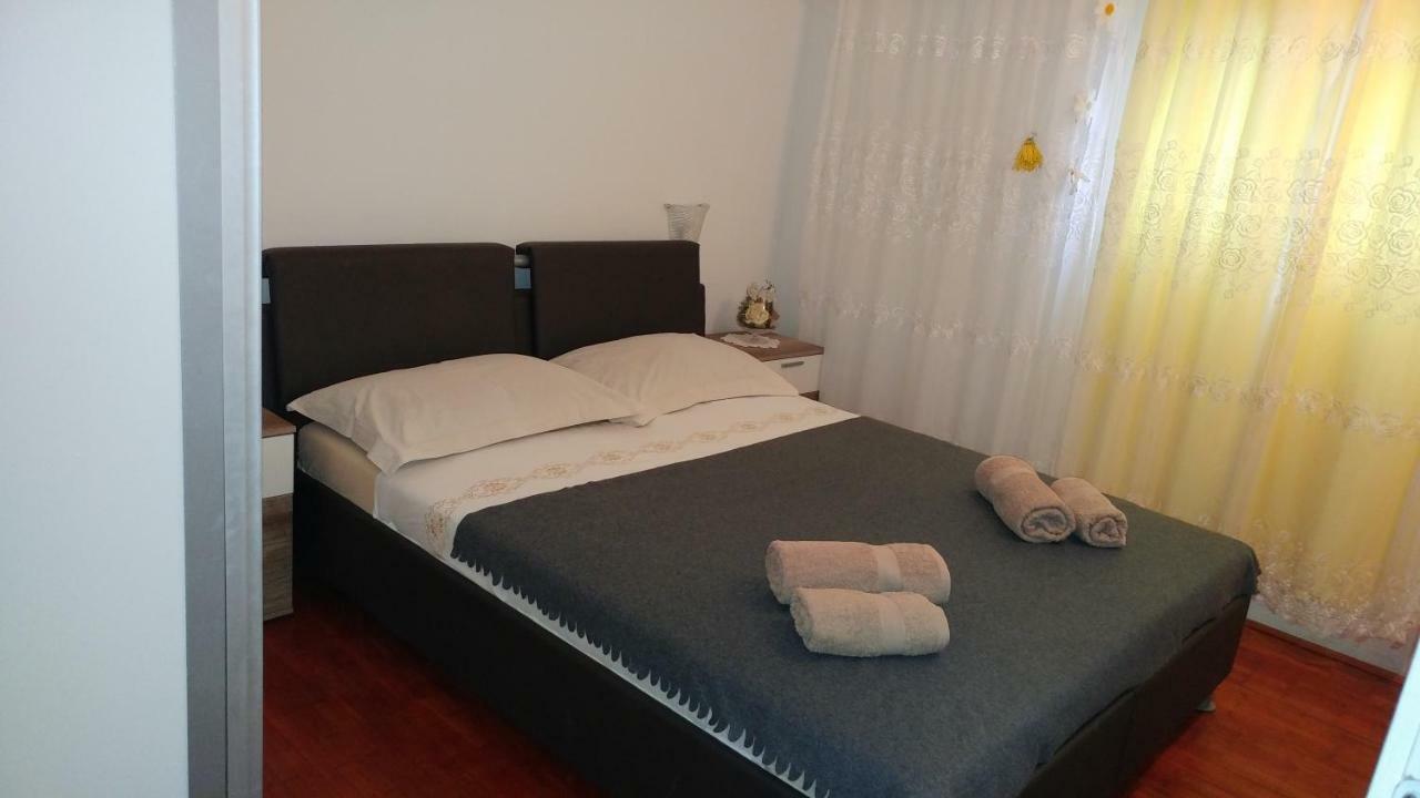 Apartment Stanisic Kneza Bagian luar foto